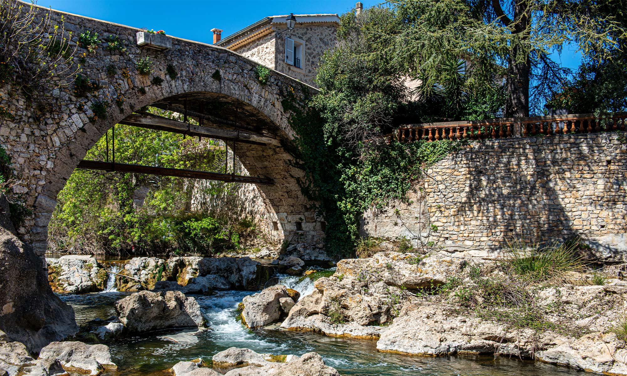 village trans en provence